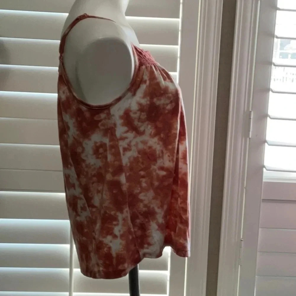 Almost Famous - Picture 2 of 7